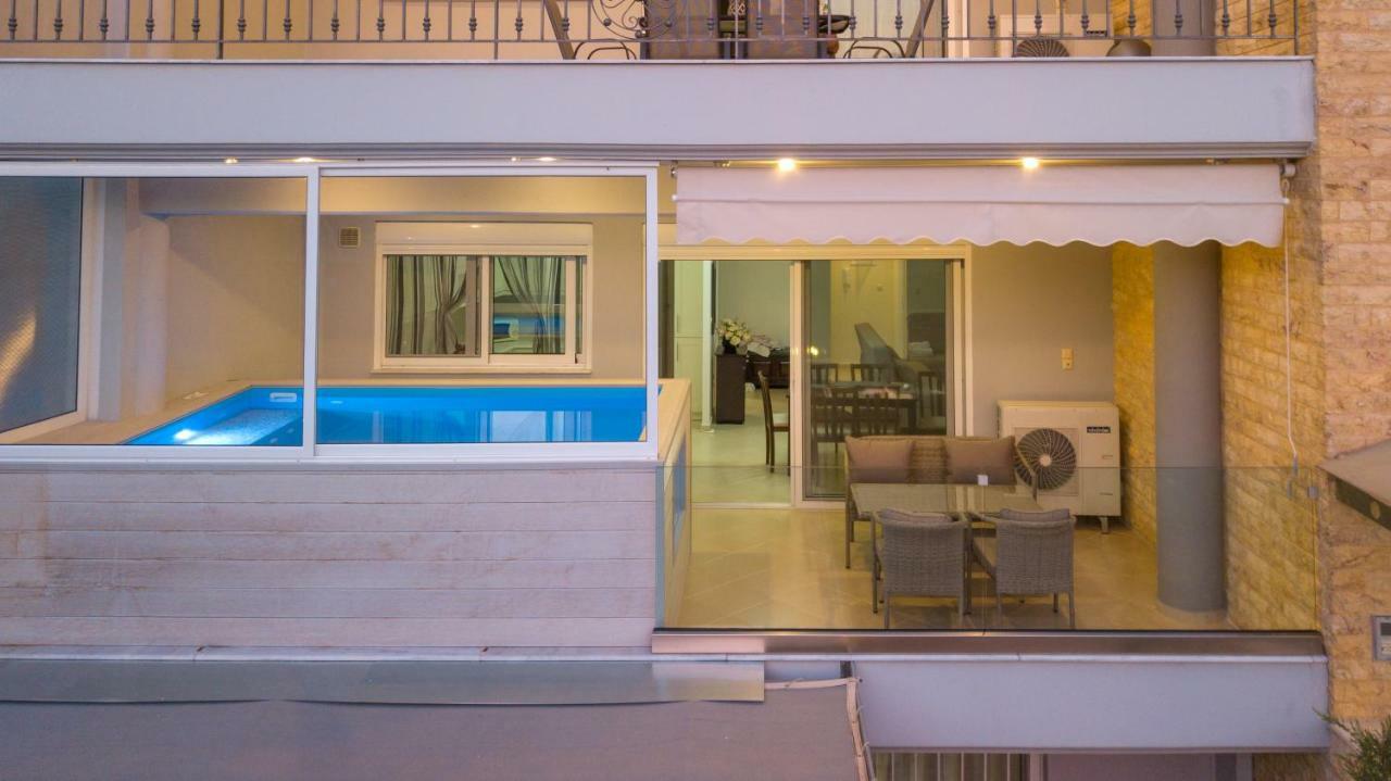 Grand Suites With Private Pools Kalamata Exterior foto
